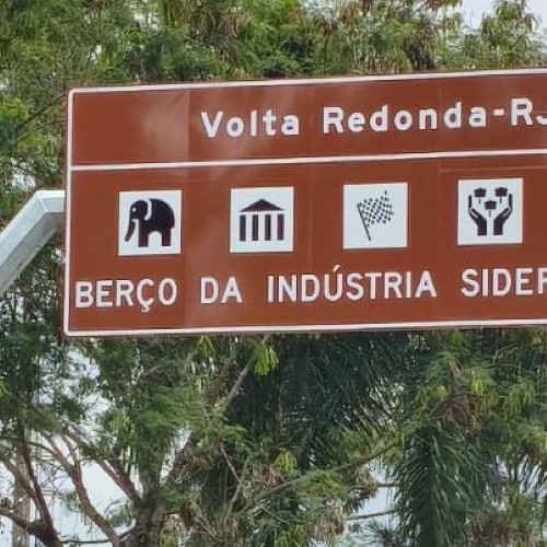 Volta Redonda inicia implantação de placas de sinalização turística